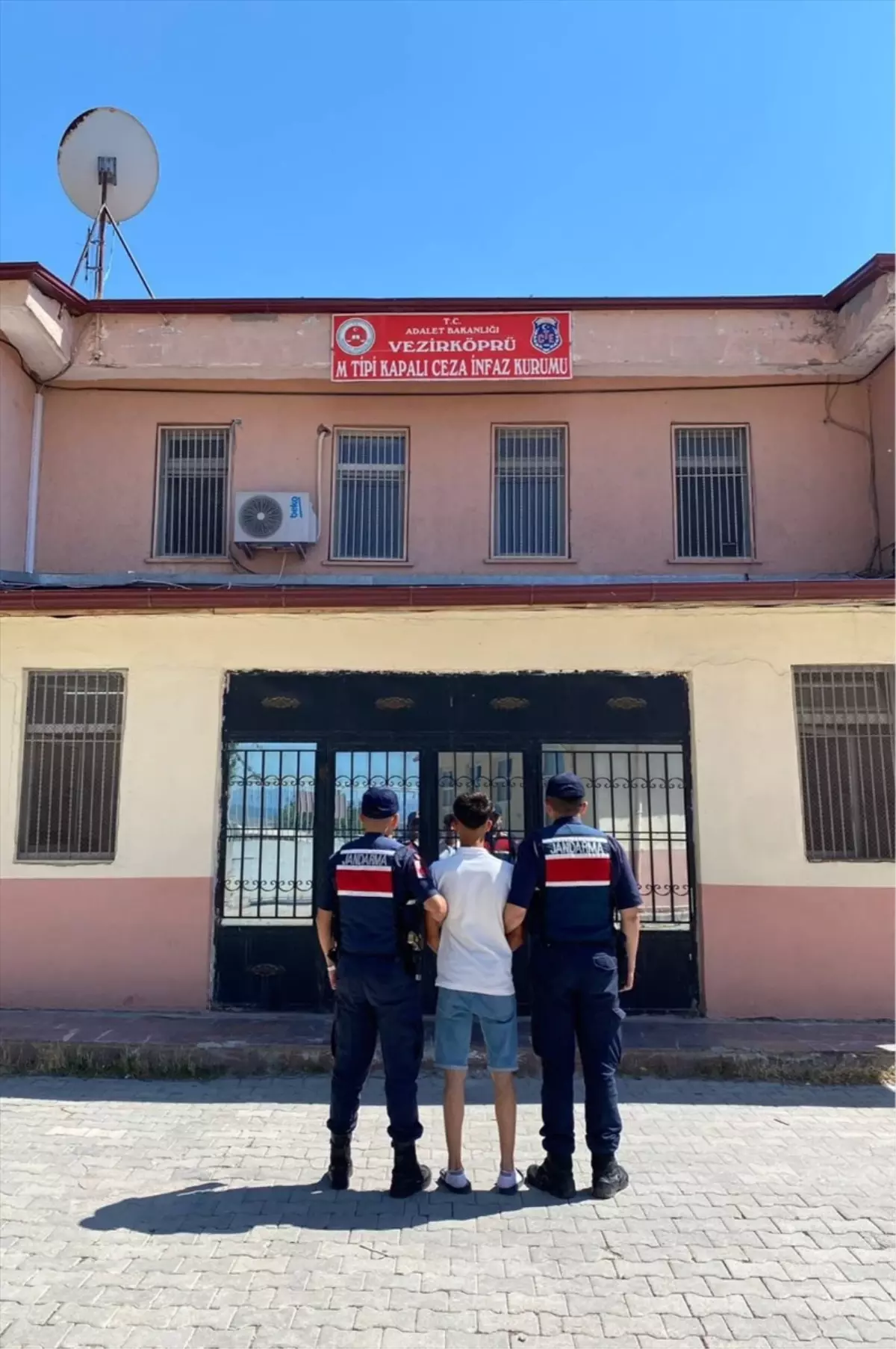 Firari Hükümlü Vezirköprü\'de Yakalandı