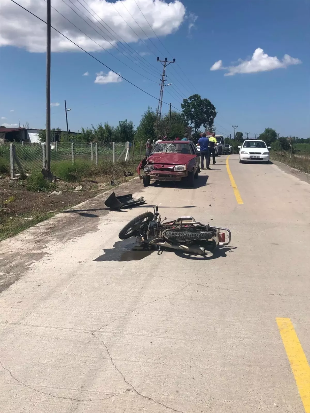 Bafra\'da Motosiklet Kazası: Sürücü Hastaneye Kaldırıldı