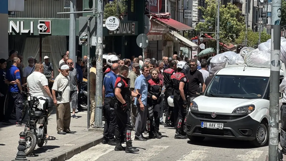 Samsun\'da Polis Müdahelesi: 5 Gözaltı