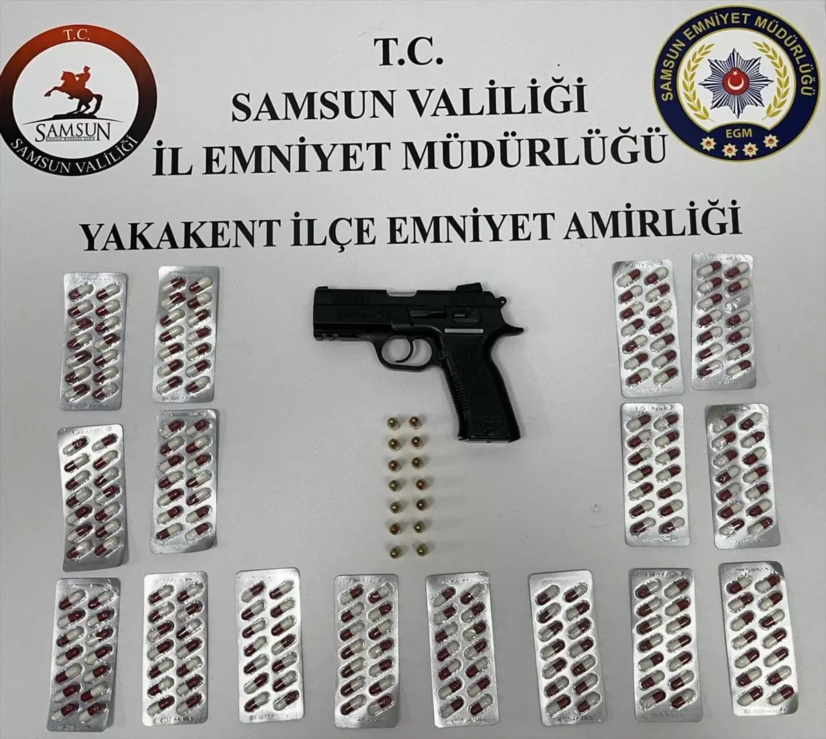Samsun\'da Narko Alan Uygulaması: Uyuşturucu ve Silah Ele Geçirildi