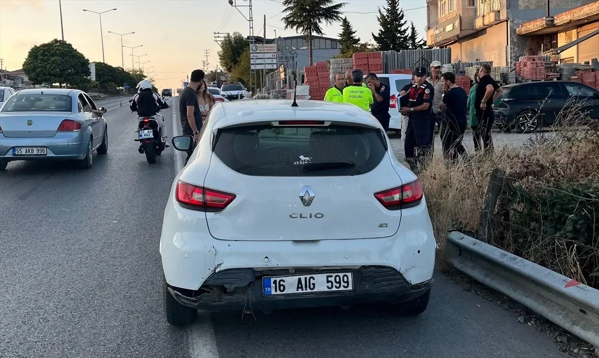 Bafra\'da Trafik Kazası: 3 Yaralı