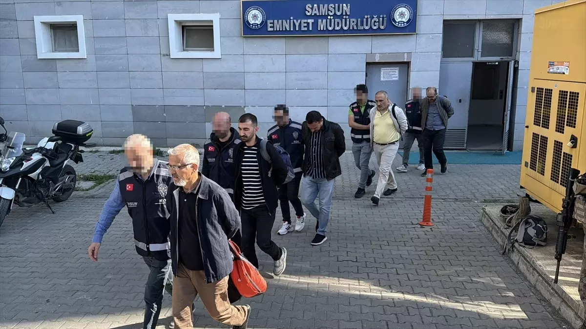 FETÖ\'ye Yönelik Soruşturma: 24 Gözaltı