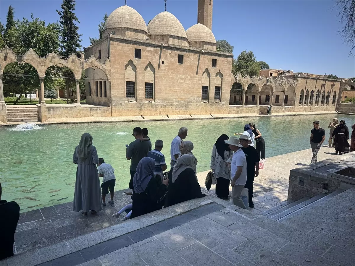 Şanlıurfa\'da Sıcak Hava Etkili