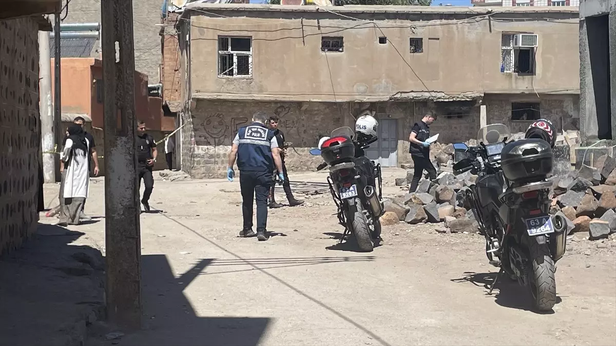 Siverek\'te Silahlı Kavga: 2 Yaralı, 3 Gözaltı