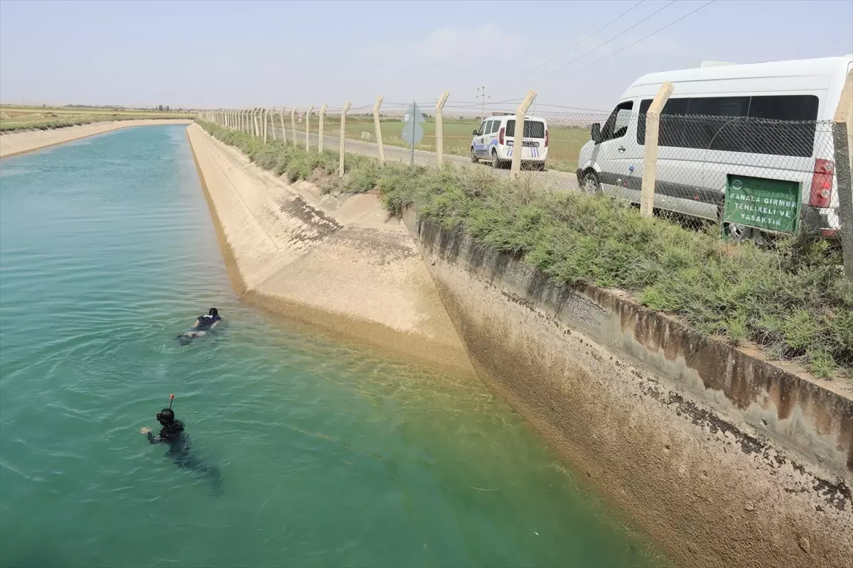 Şanlıurfa\'da Akıntıya Kapılan Çocuk İçin Arama Çalışması