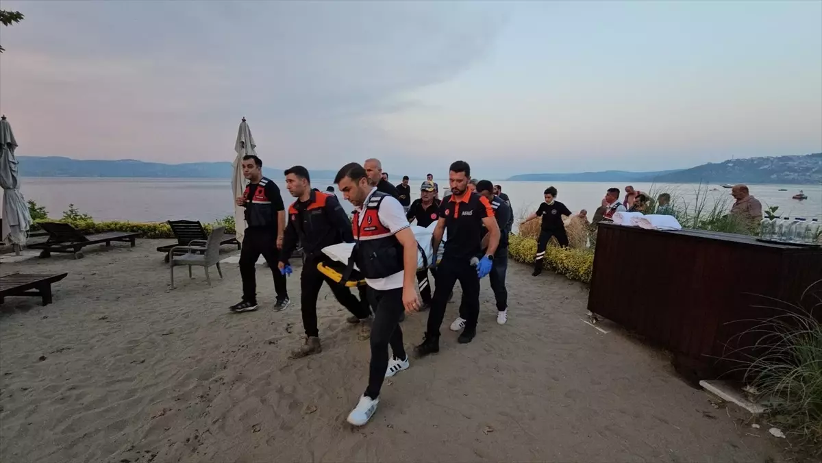 Sapanca Gölü\'nde Genç Boğuldu