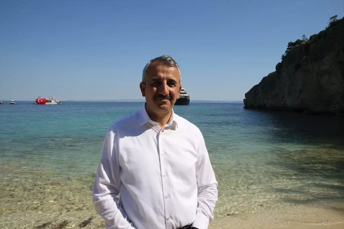 Saros Körfezi\'nde Bayram Yoğunluğu
