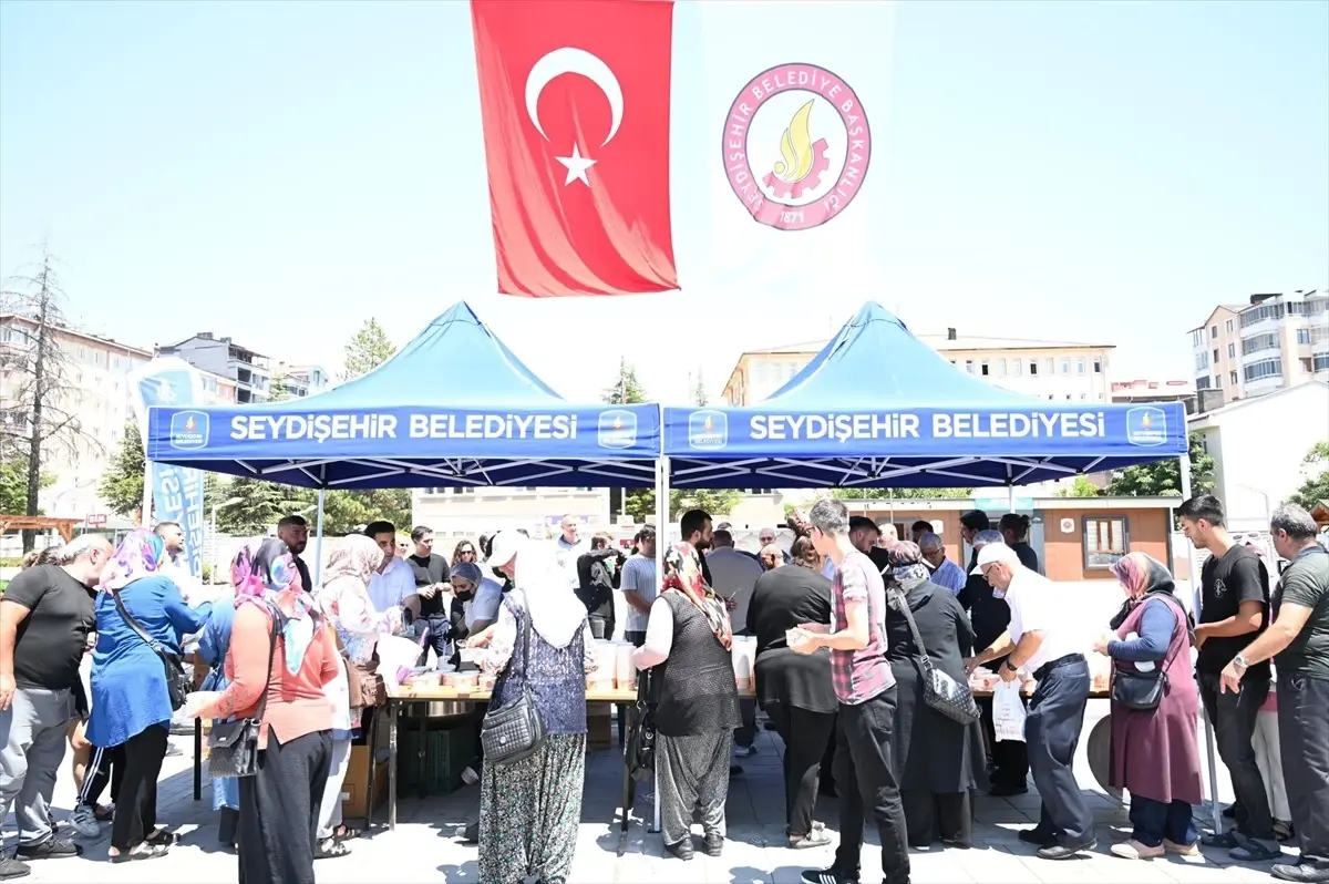 Seydişehir\'de Aşure İkramı