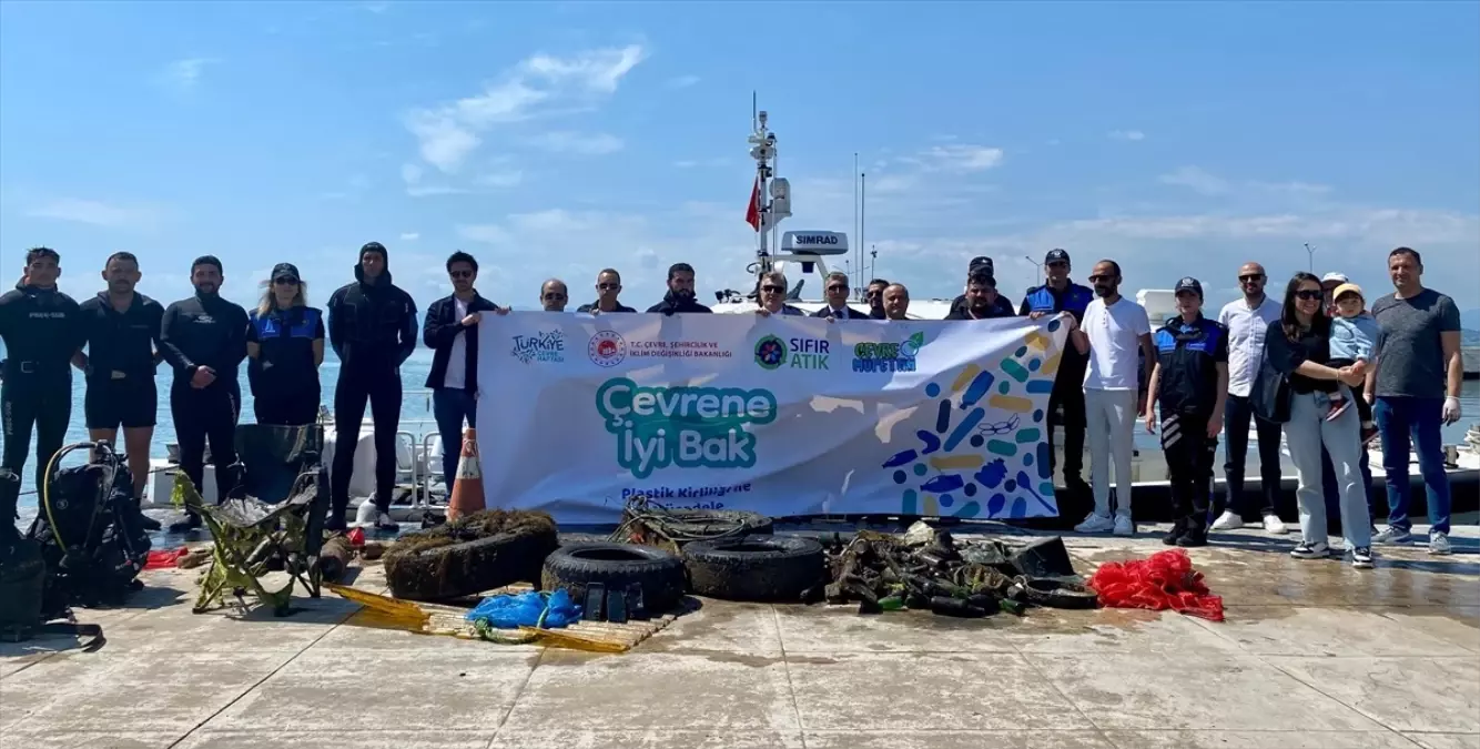 Sinop\'ta Deniz Dibi Temizliği