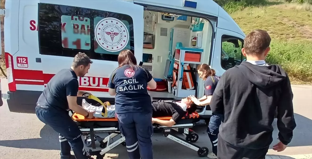 Sinop\'ta Motosiklet Kazası: İki Yaralı