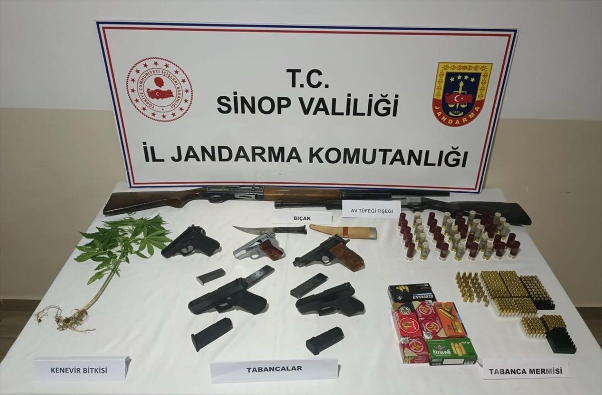 Sinop\'ta Silah Kaçakçılığı Operasyonu
