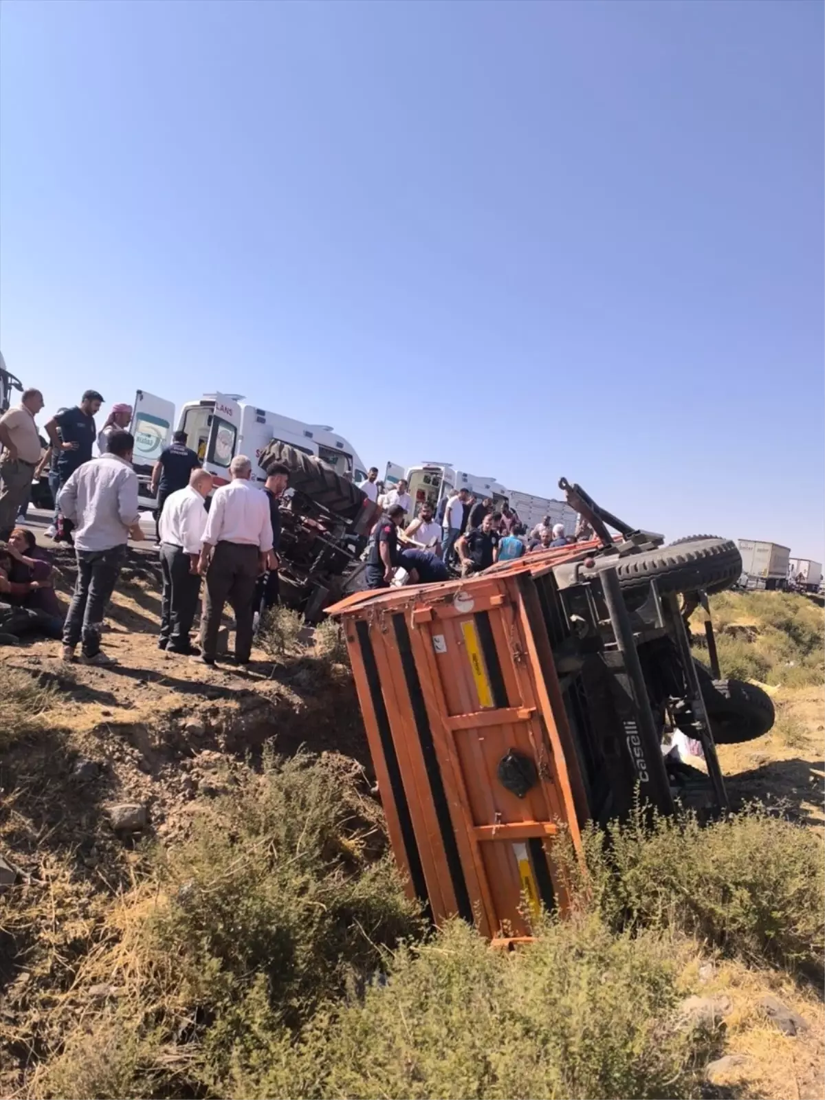 Traktör Devrildi, Bir Kişi Hayatını Kaybetti