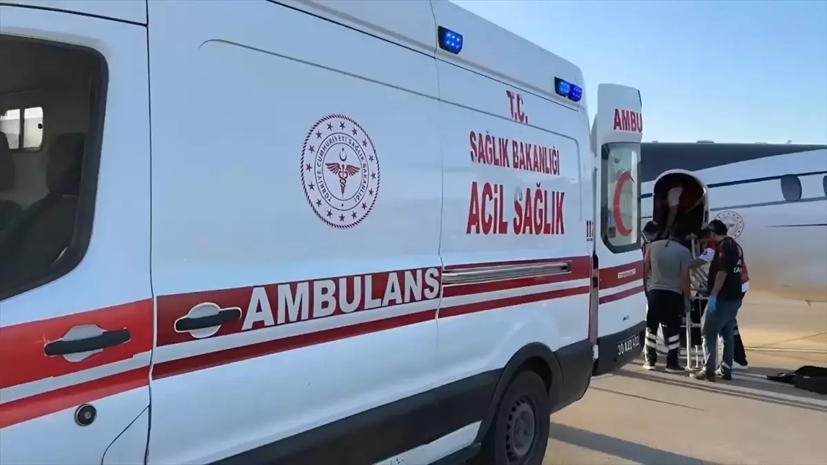 Şırnak\'tan Ankara\'ya Ambulans Uçakla Bebek Sevk Edildi