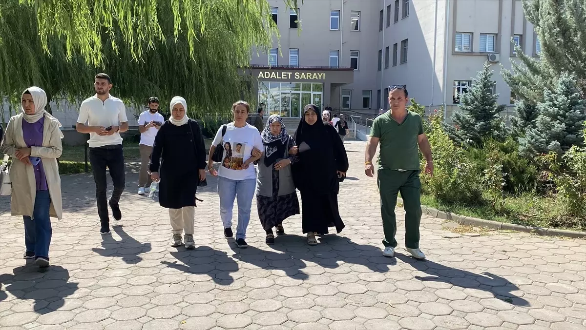 Kardeş Cinayetinin Yargılanması Başladı