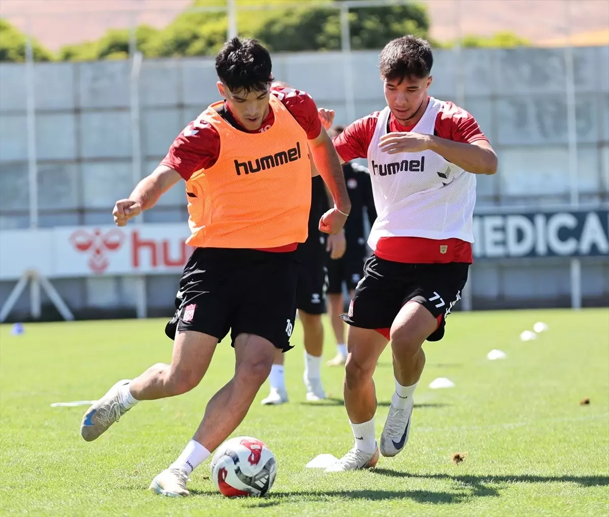 Sivasspor, Şiran Yıldız SK Maçına Hazırlanıyor