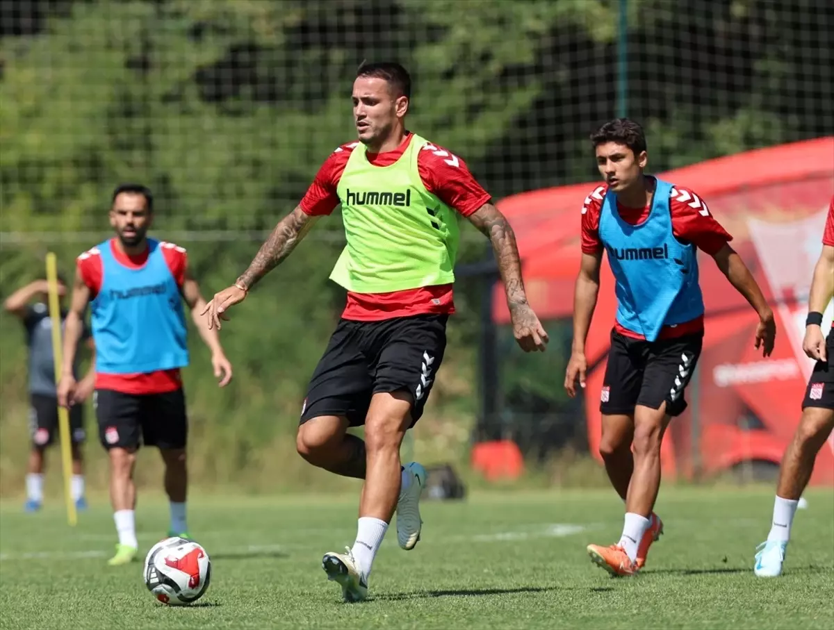 Sivasspor Bolu Kampına Devam Ediyor