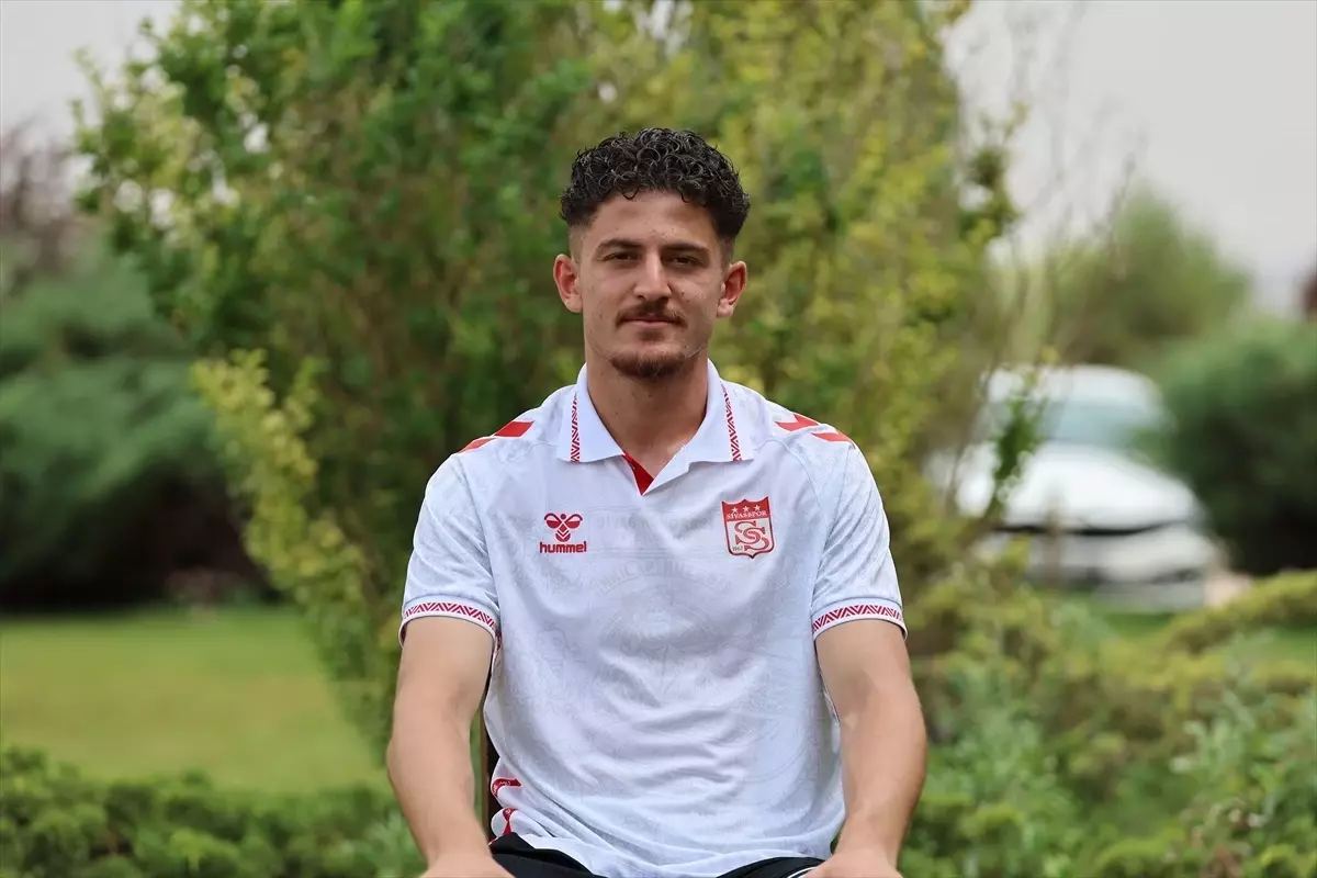 Emirhan Başyiğit: Taraftarlarımız Yanımızda Olsun