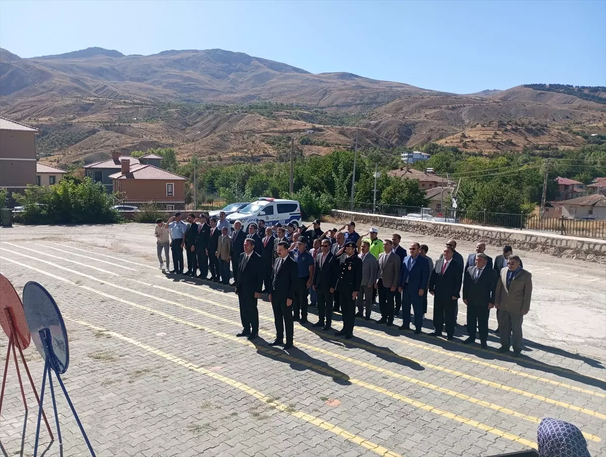 Sivrice\'de Gaziler Günü Töreni