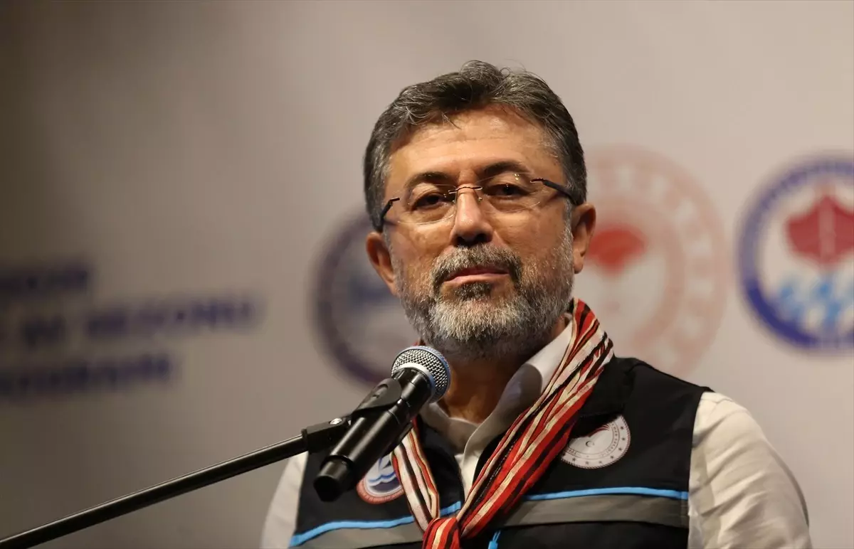 Tarım ve Orman Bakanı Yumaklı, Trabzon\'da Su Ürünleri Av Sezonu açılışında konuştu Açıklaması