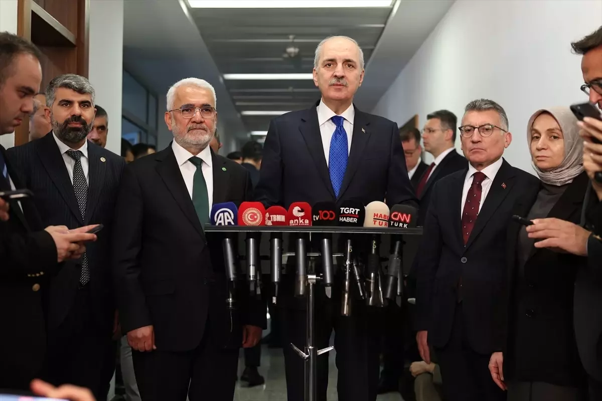 Kurtulmuş HÜDA PAR\'ı Ziyaret Etti