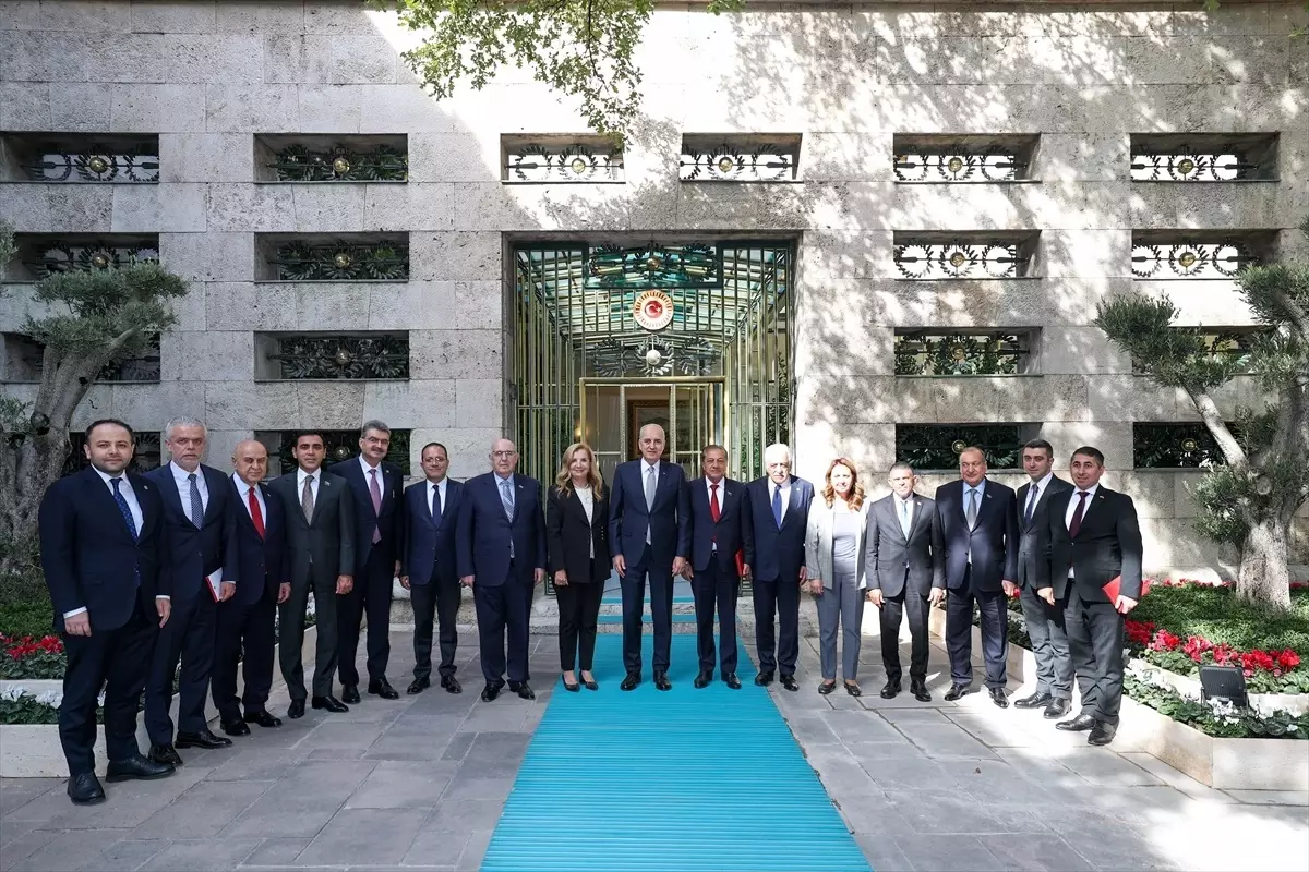 Üç Devlet, Bir Millet Toplantısı