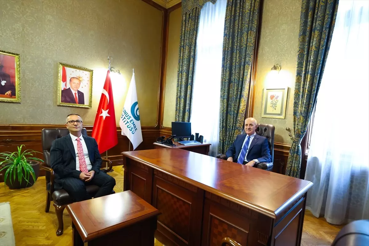 Kurtulmuş\'tan Macaristan\'da Dostluk Maçı