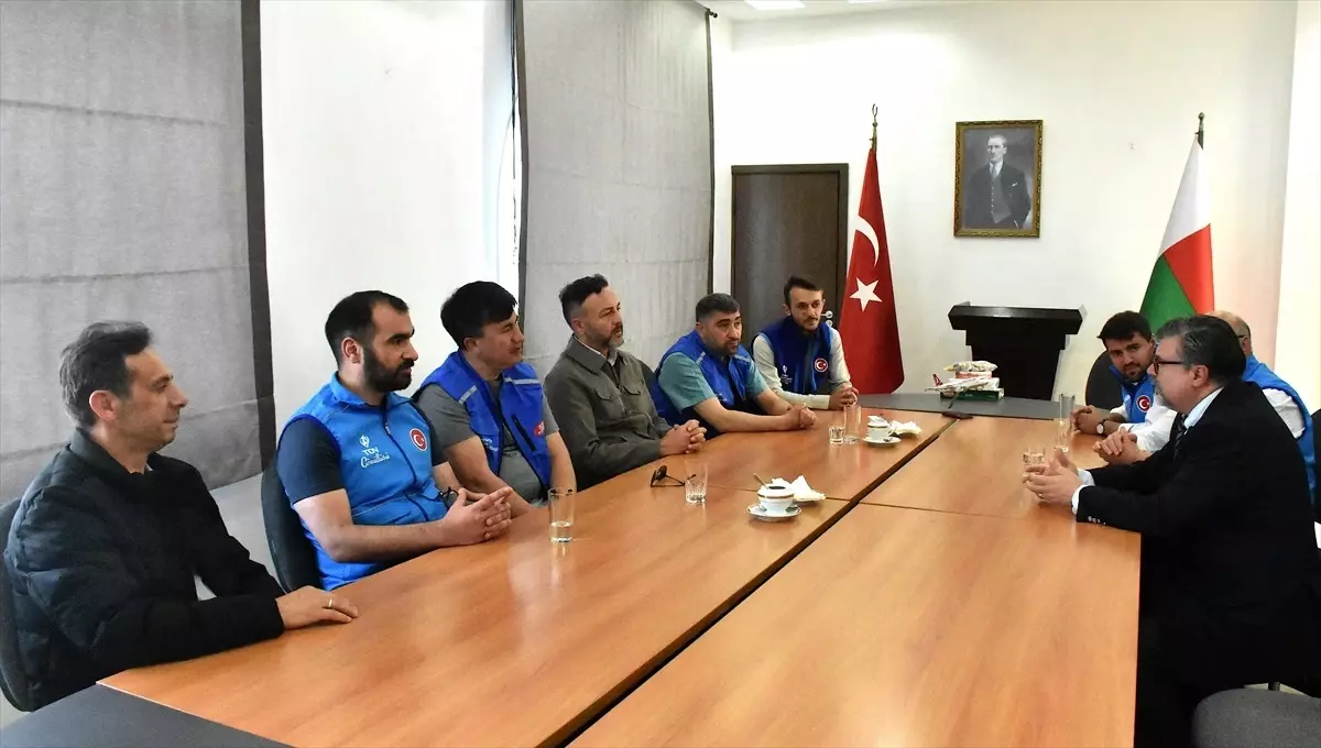 TDV Heyeti Madagaskar\'da Büyükelçiyi Ziyaret Etti