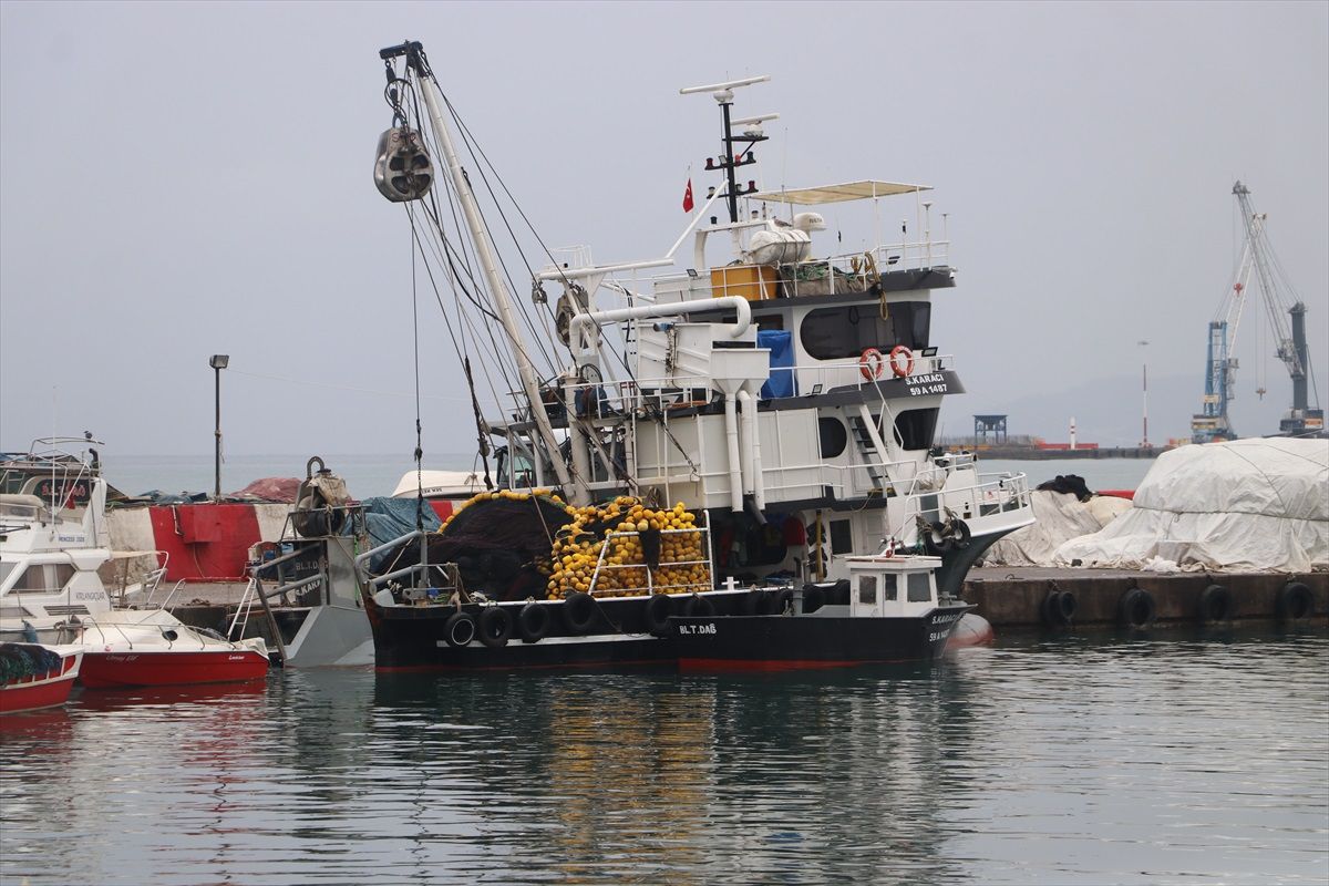 Tekirdağ\'da Poyraz Geçti, Deniz Ulaşımı Normale Döndü