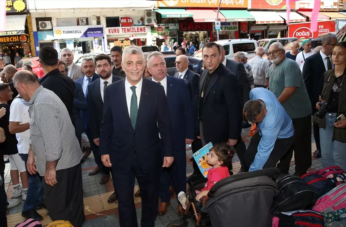 Bakan Bolat Rize\'de Ziyaretlerde Bulundu