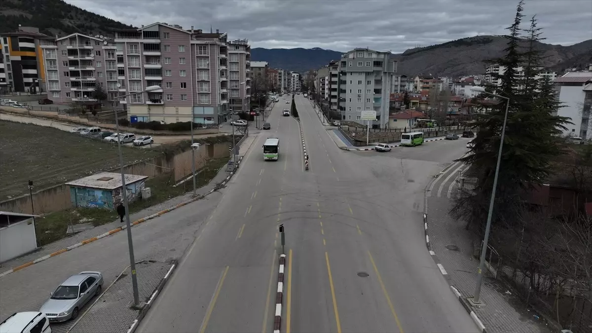 Tokat-Sivas Yolu\'nda Kontrollü Kavşak Düzenlemesi
