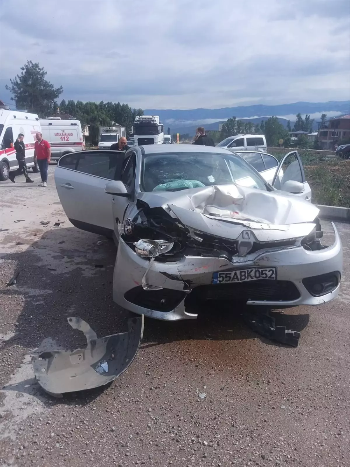 Niksar\'da Trafik Kazası: 5 Yaralı
