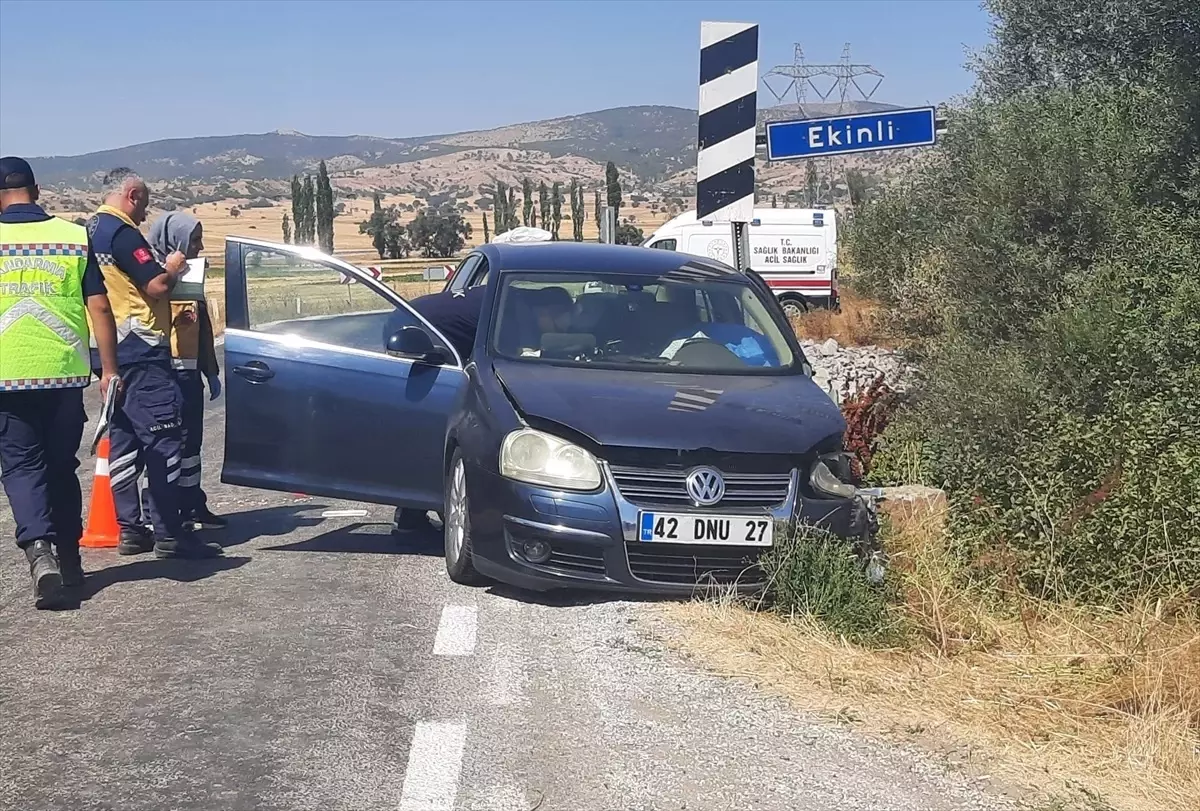 Köprü Korkuluğuna Çarpan Araçta 1 Ölü, 2 Yaralı