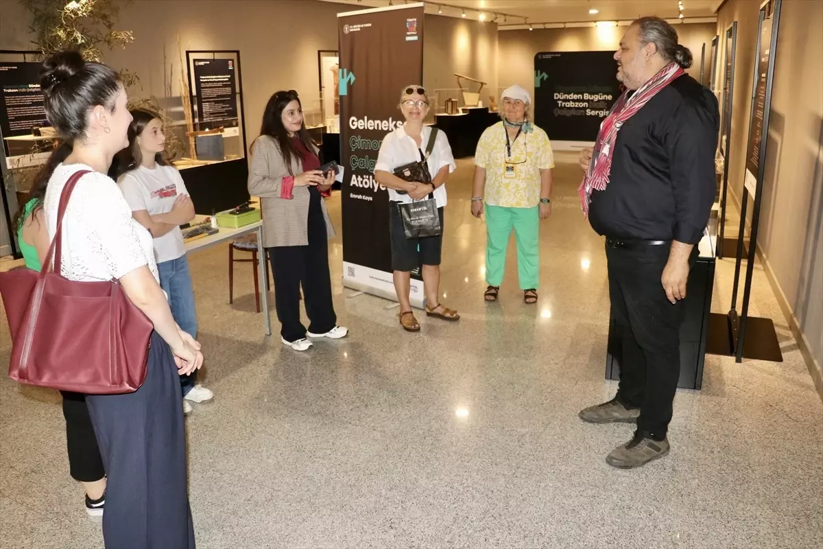 Trabzon Festivali\'nde Geleneksel Çalgılar Tanıtıldı