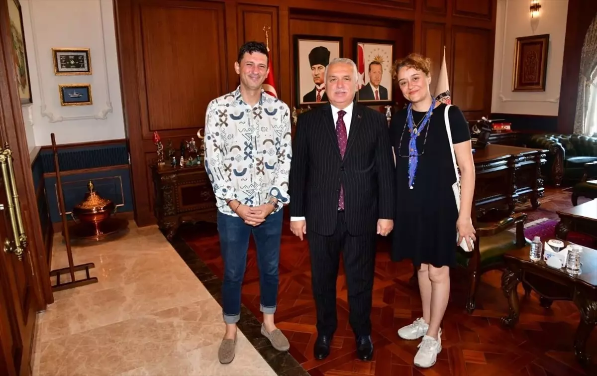Vali Yıldırım, Minguzzi Ailesi ile Görüştü