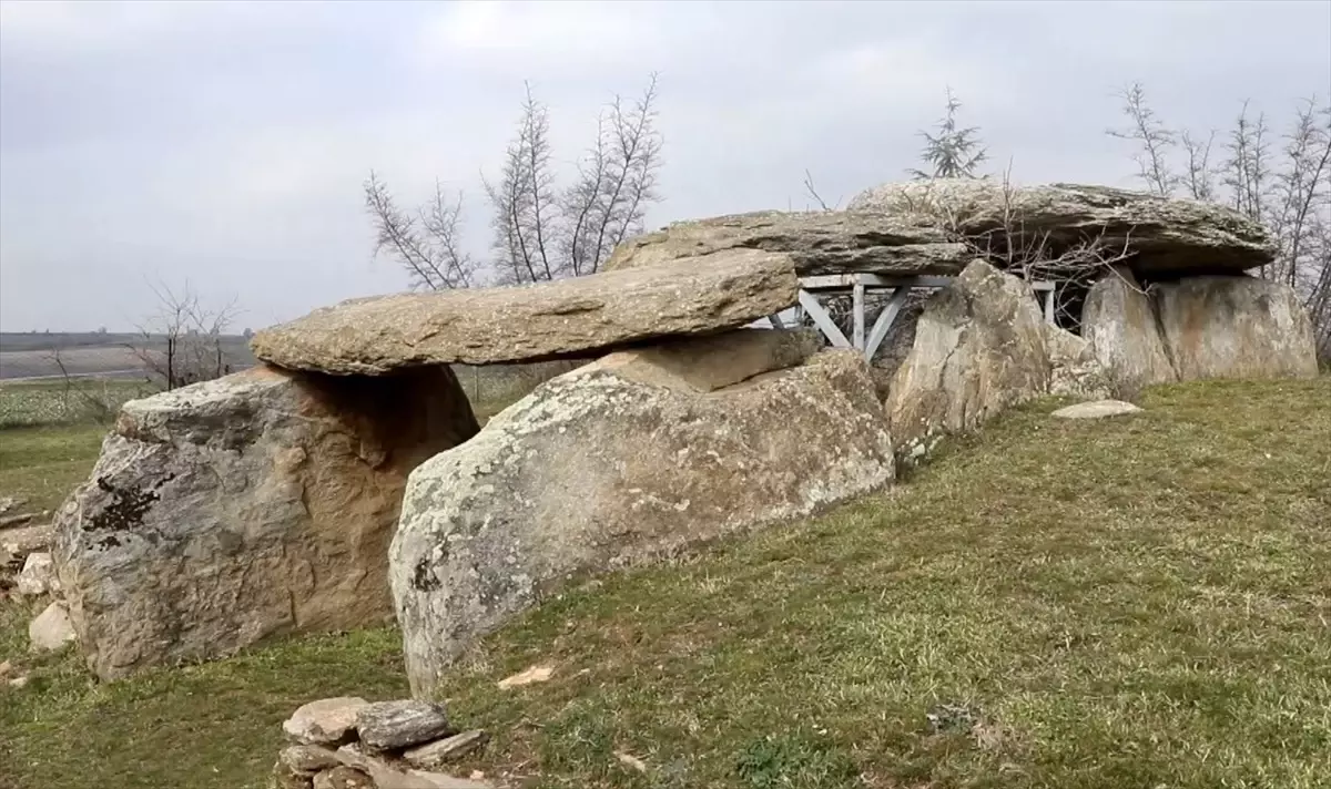 Trakya\'da Yeni Turizm Rotası: Dolmen ve Menhirler