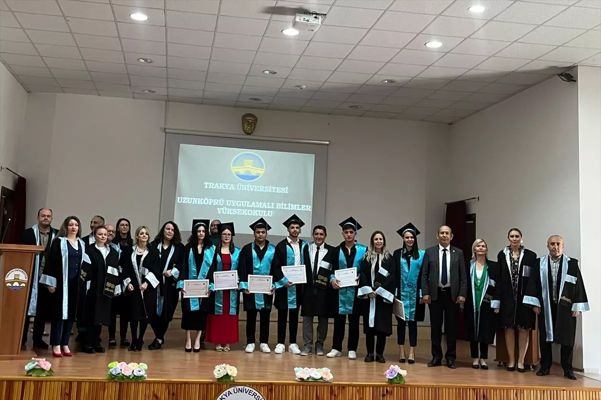TÜ Uzunköprü\'de Mezuniyet Heyecanı