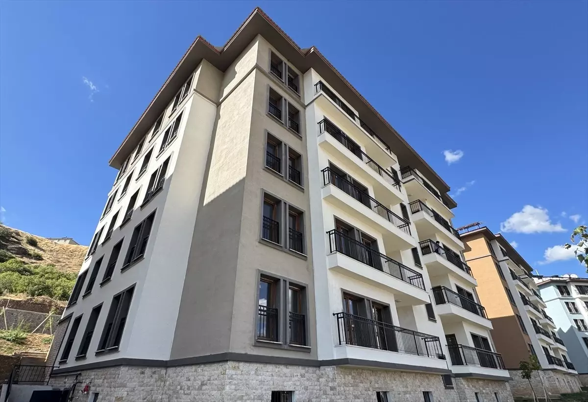 Tunceli\'de TOKİ Konutları Tamamlandı