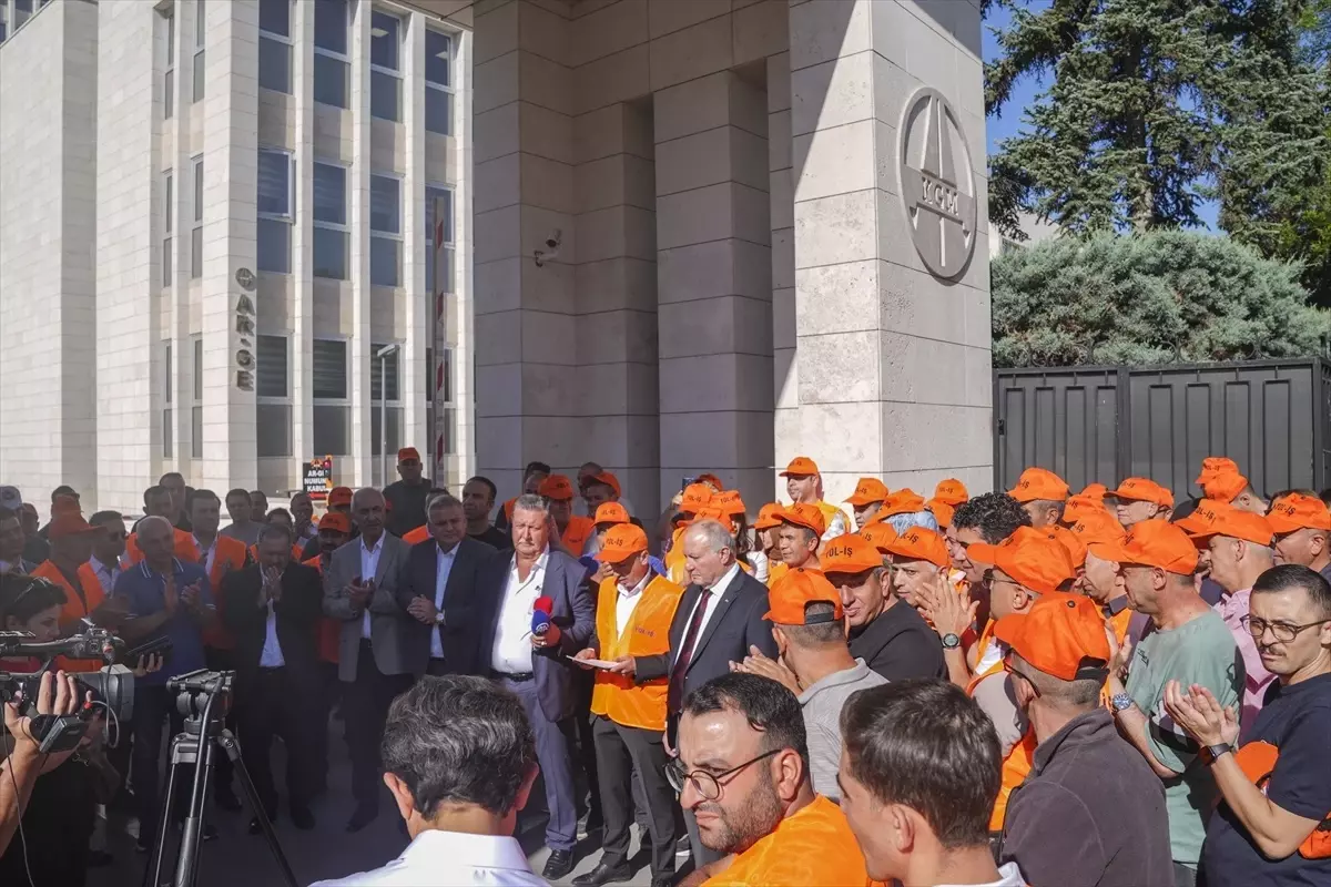 Kamu İşçileri İçin Acil Teklif Bekleniyor