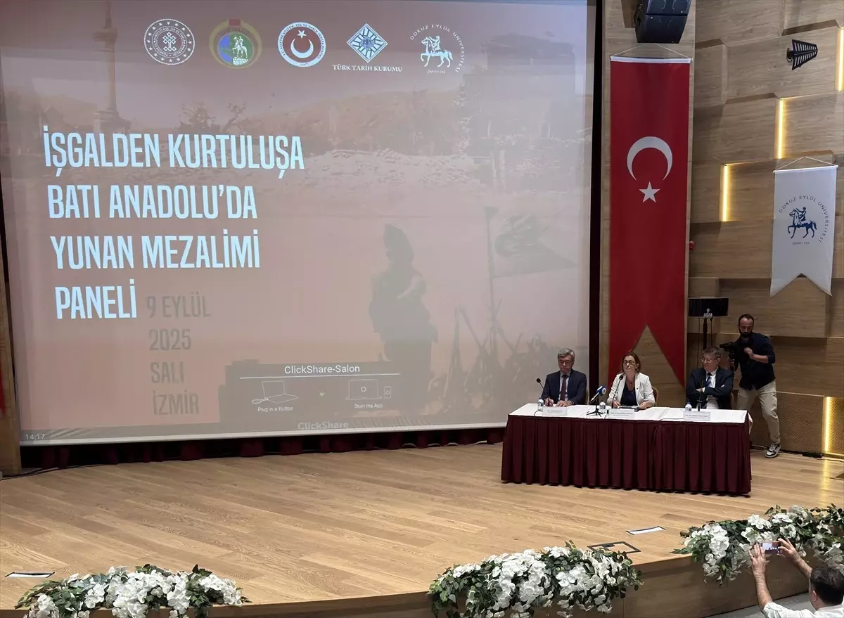 Türk Tarih Kurumu Başkanı Özgen, İzmir\'deki panelde "Yunan mezalimini" anlattı Açıklaması