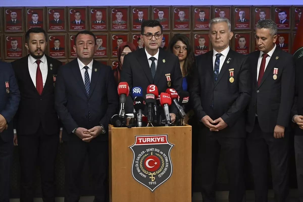 Şehit Ailelerinden Terörsüz Türkiye Vurgusu