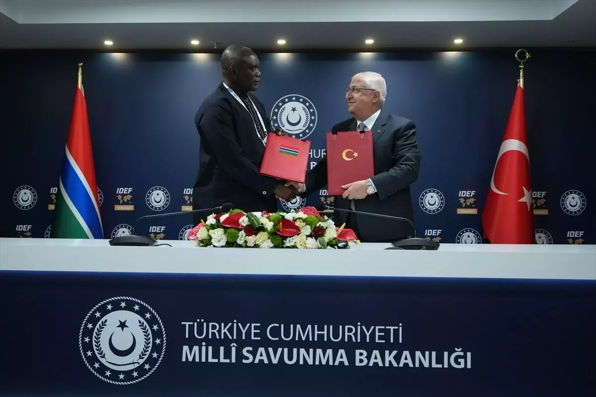 Türkiye ve Gambiya Askeri İşbirliği Protokolü İmzalandı