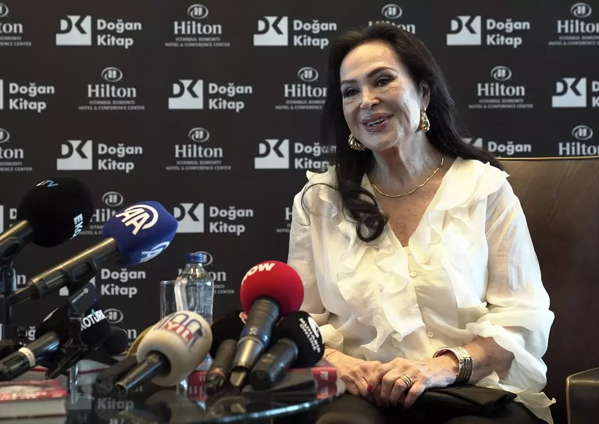 Türkan Şoray\'ın Hayatı Kitapta