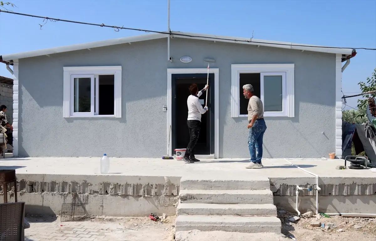 Depremzede Aileye Yeni Ev Yapıldı