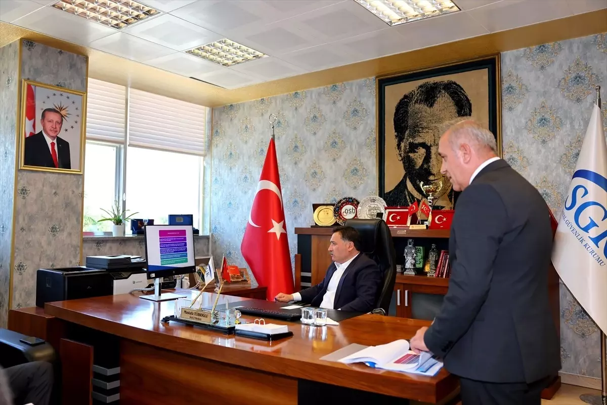 Vali Çiçek\'ten Ziyaretler