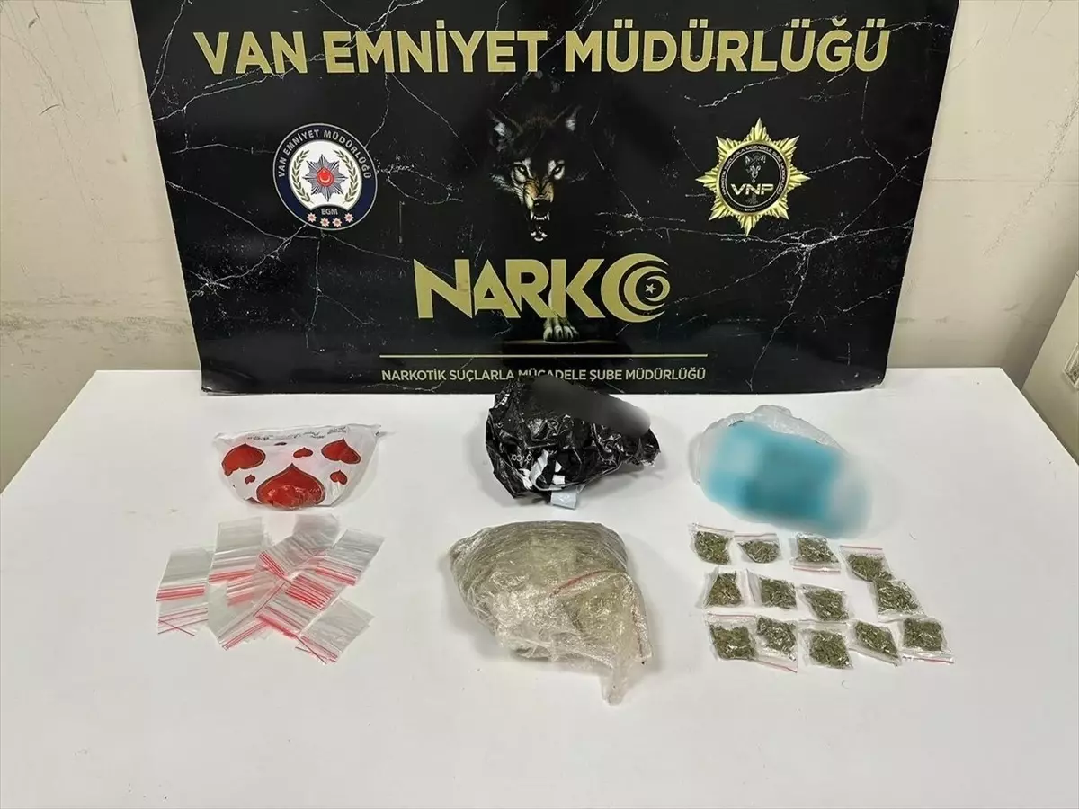 Van\'da Uyuşturucu Operasyonu: 45 Gözaltı