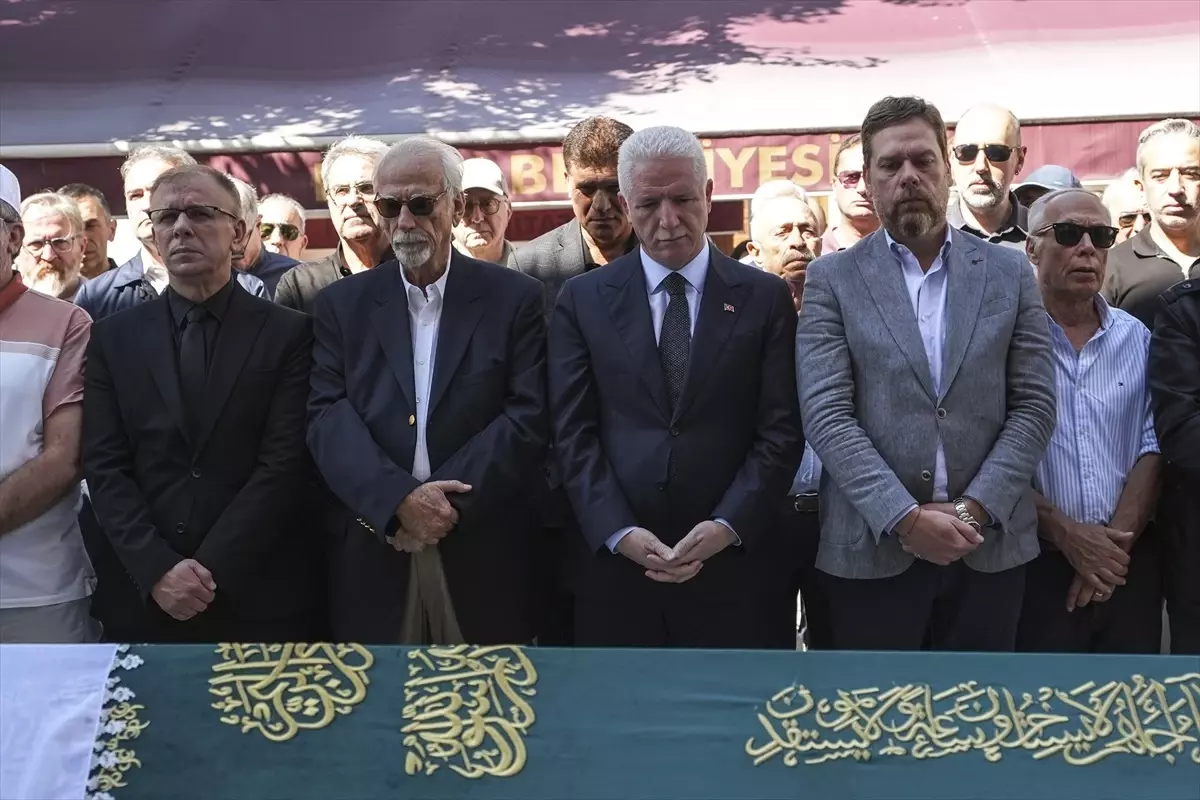 Veysel Karani\'nin torunu Gülden Samir\'in cenazesi İstanbul\'da defnedildi