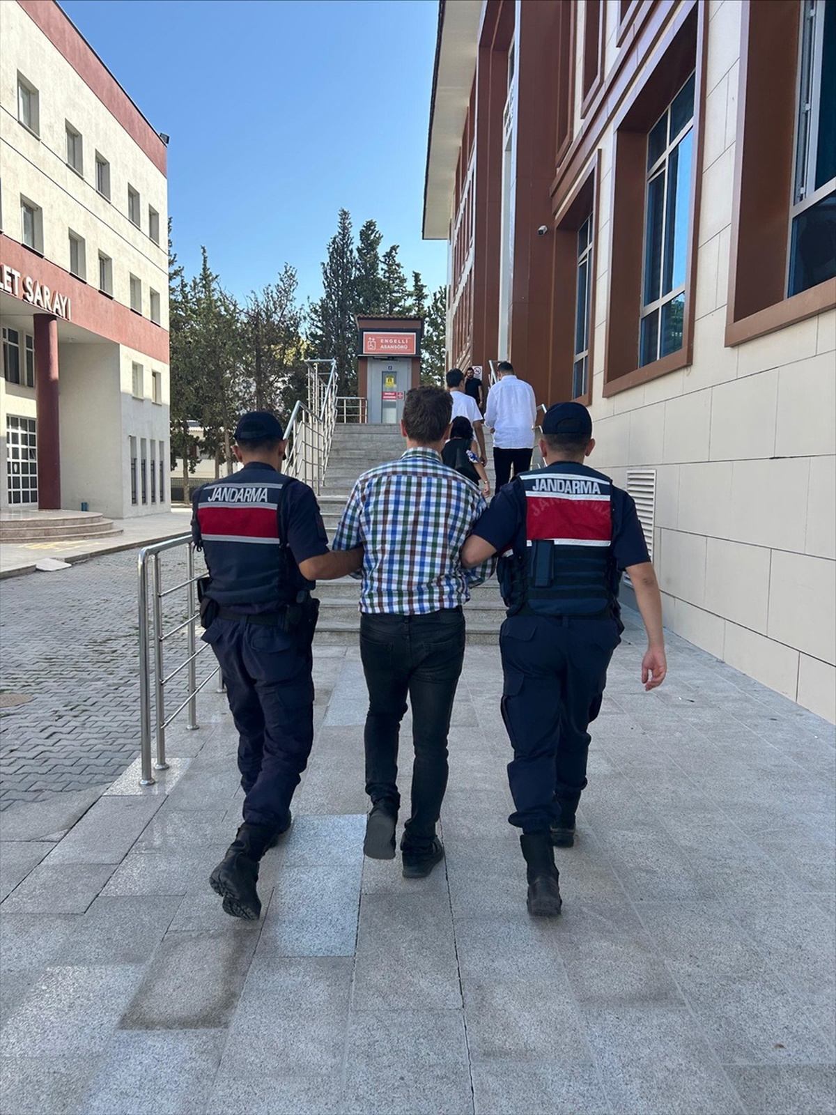 FETÖ Üyesi Firari Yakalandı