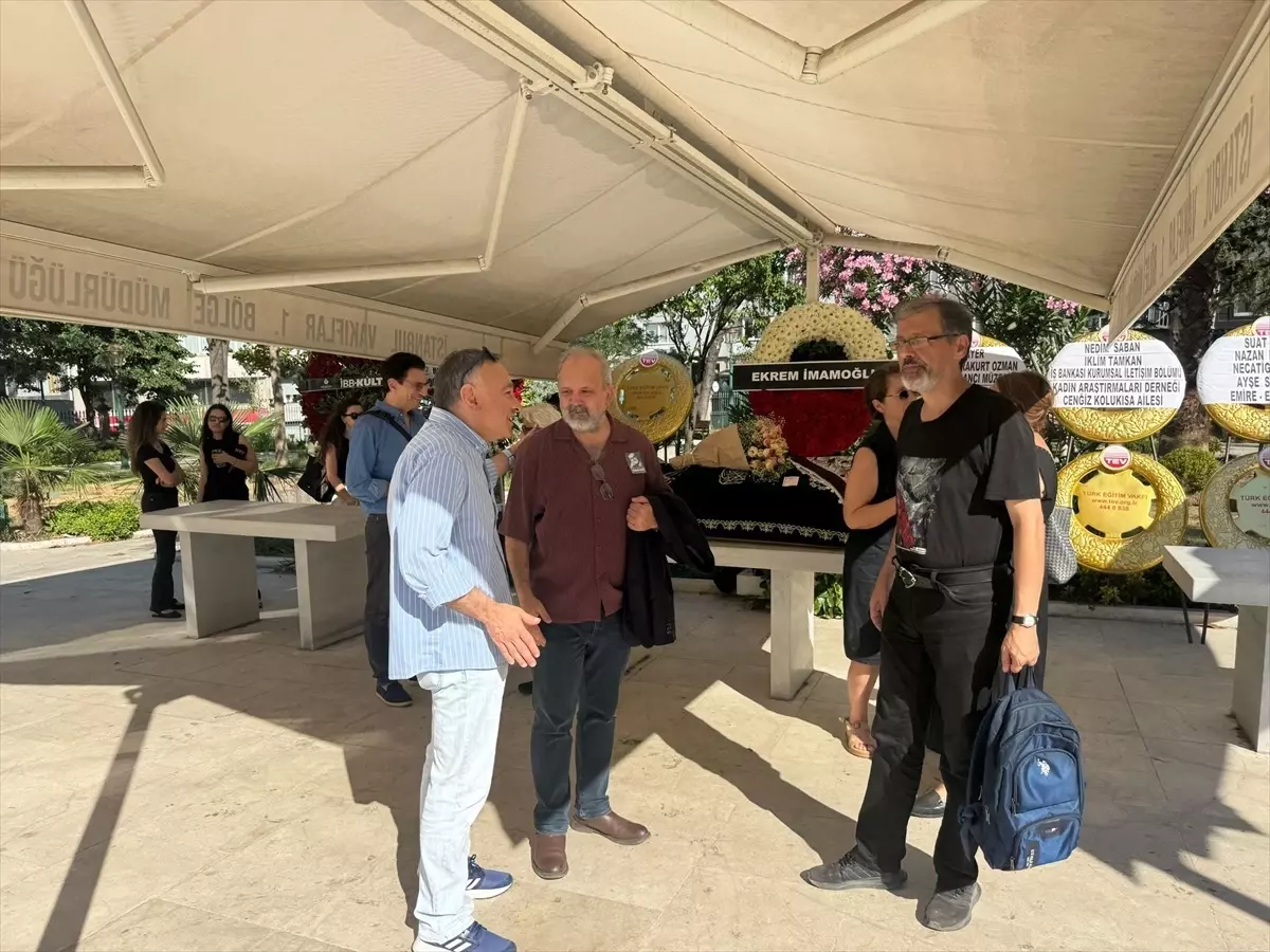 Pınar Kür Son Yolculuğuna Uğurlandı
