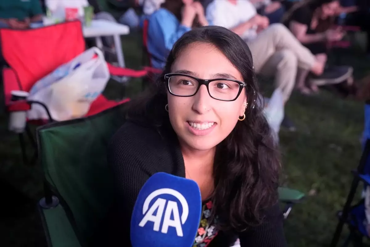 Yedikule Hisarı\'nda Açık Hava Sinema Keyfi