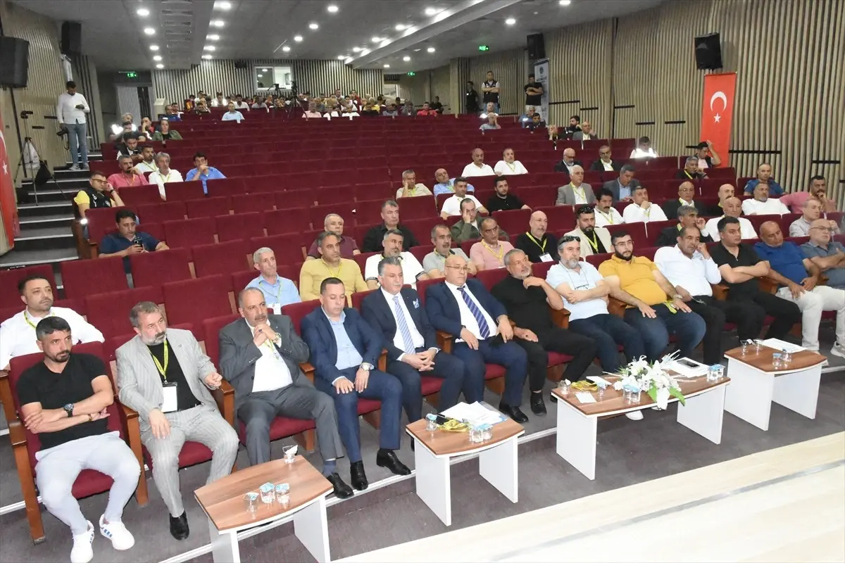 Yeni Malatyaspor\'a Haşim Karadağ Başkan Seçildi